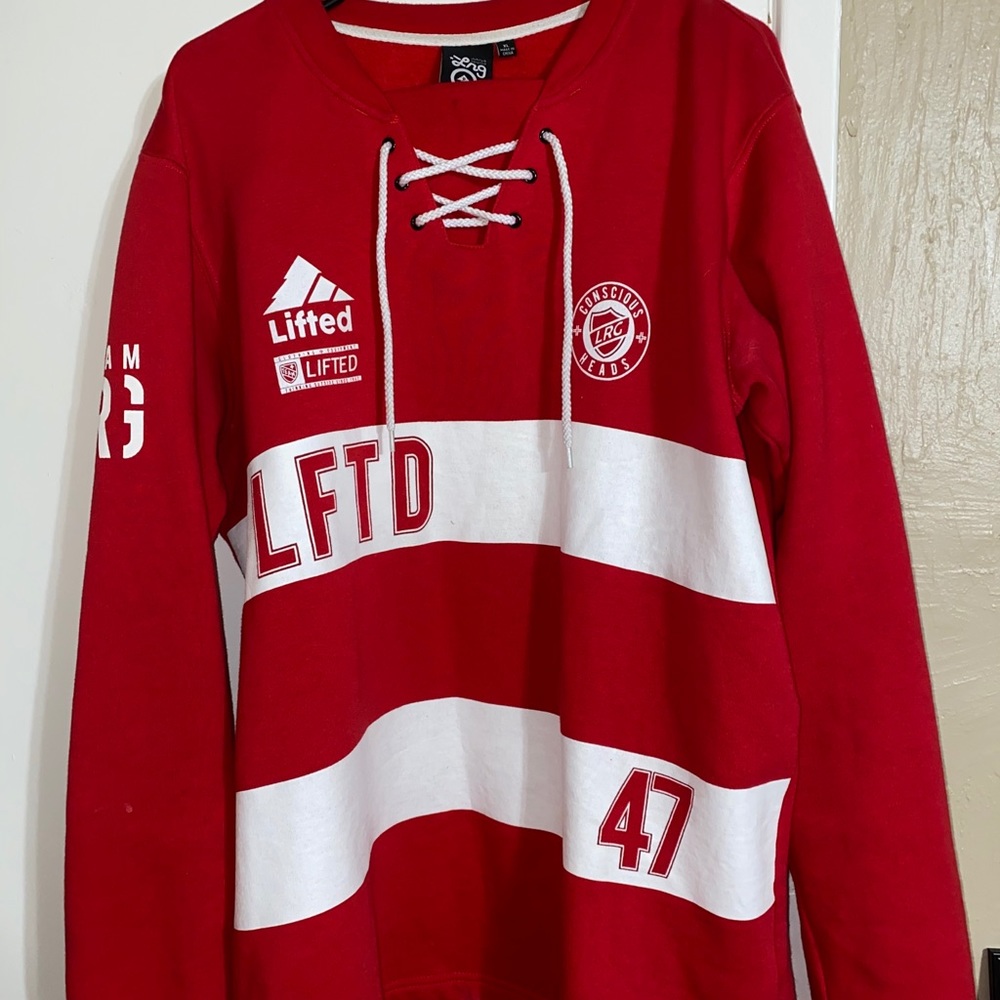 LRG crewneck sweater size XL